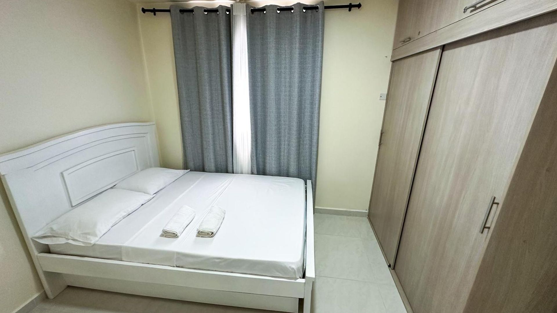 2 Double Beds 2001 Apartamento *