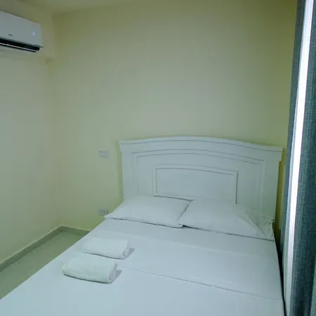 2 Double Beds 2001 Apartamento