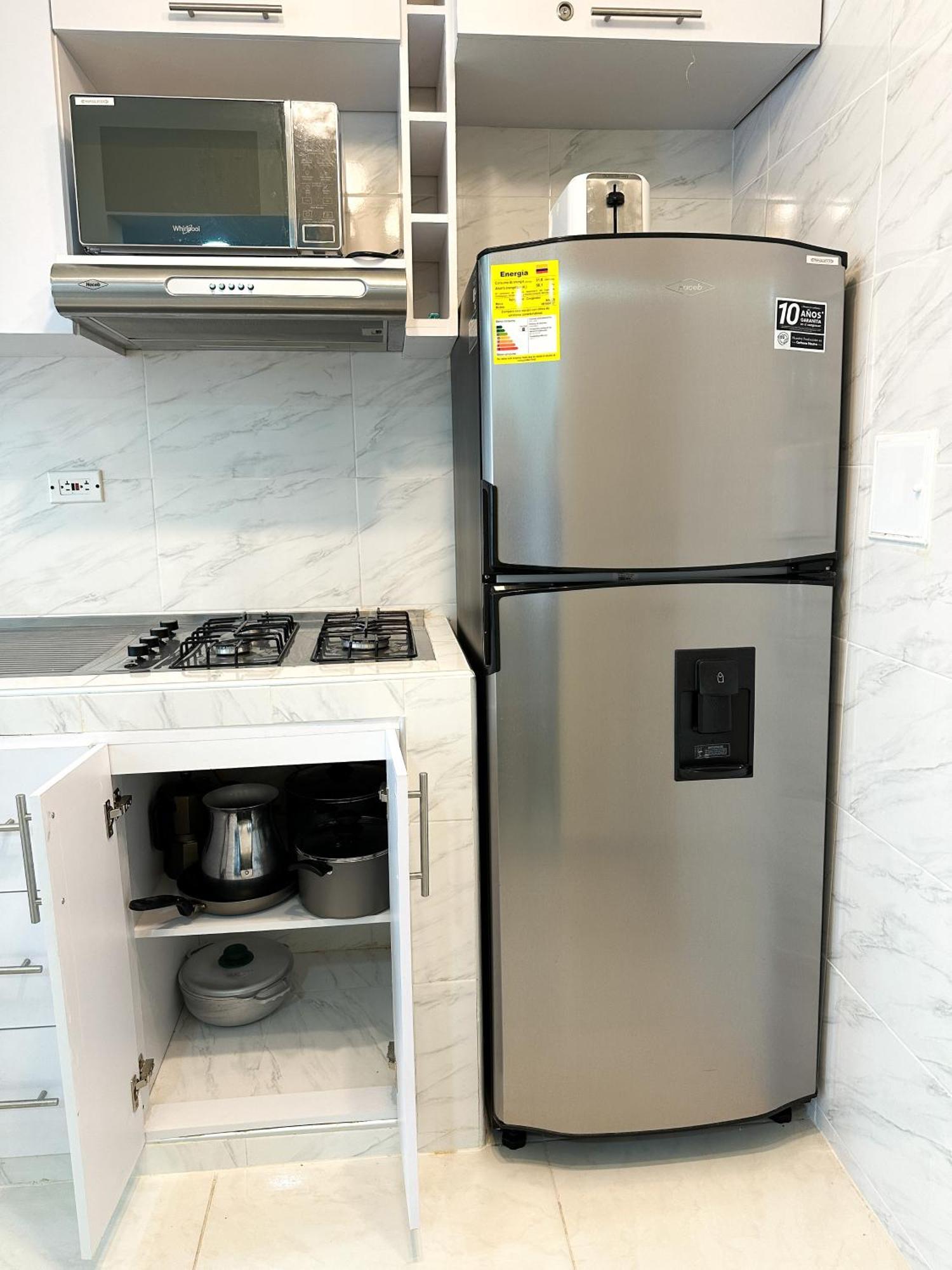 2 Double Beds 2001 Cartagena